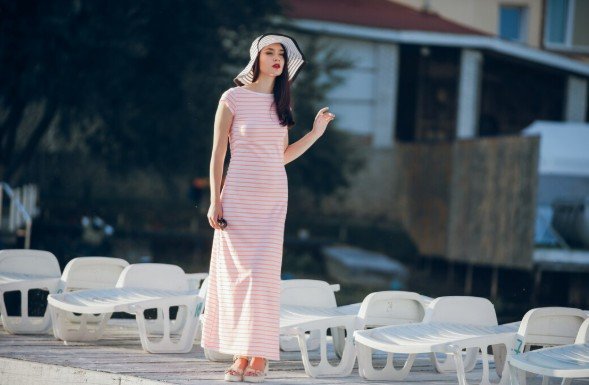 Pack Light Layers for Evenings