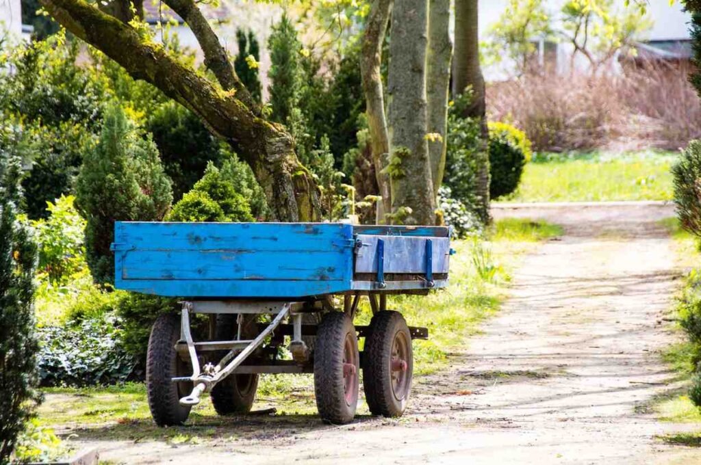 Consider Dump Trailers for Versatility